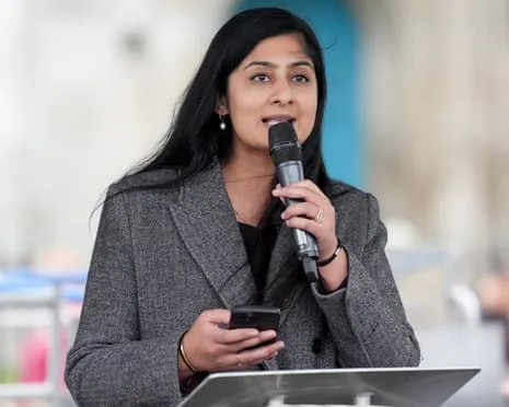 The Coventry South MP Consults Libel Legal Experts Following Row With Jeremy Corbyn Over Organization Funds